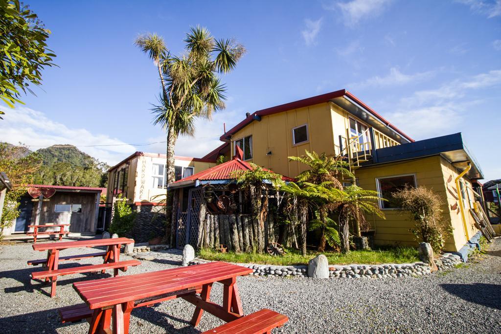 Chateau Backpackers & Motels Franz Josef Exterior photo